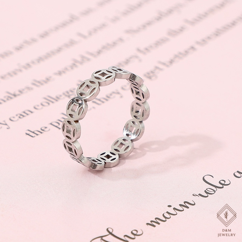 Nhẫn Thép Không Gỉ Mạ Vàng 18K Hình Đồng Xu May Mắn Phong Cách Retro