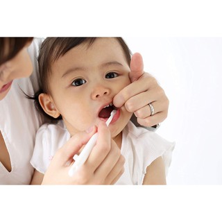 Bàn chải đánh răng Pigeon 12m+