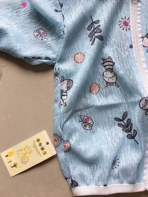 Áo khoác nhẹ, áo chống nắng, hoạ tiết xinh xắn