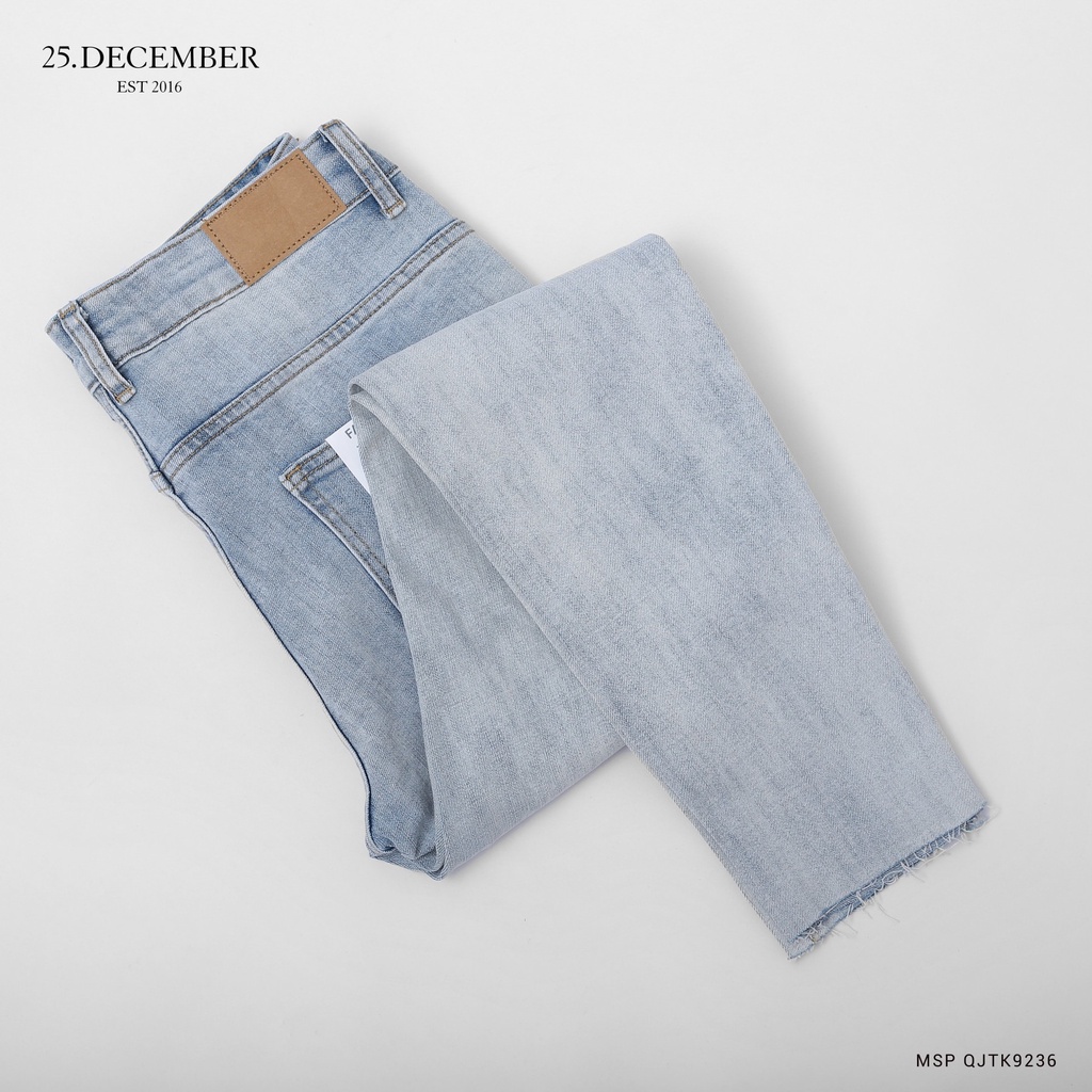 Quần Jean nam màu xanh, chất đẹp, dáng hàn - Thương hiệu 25.December mã QJTK9236 | BigBuy360 - bigbuy360.vn