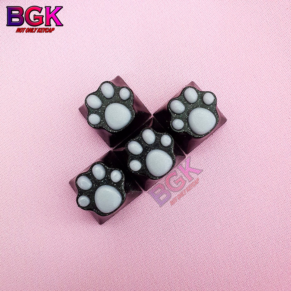Keycap Lẻ Artisan Chân Mèo dễ thương màu Đen Trắng ( cast resin nhiều lớp, keycap resin độc lạ )