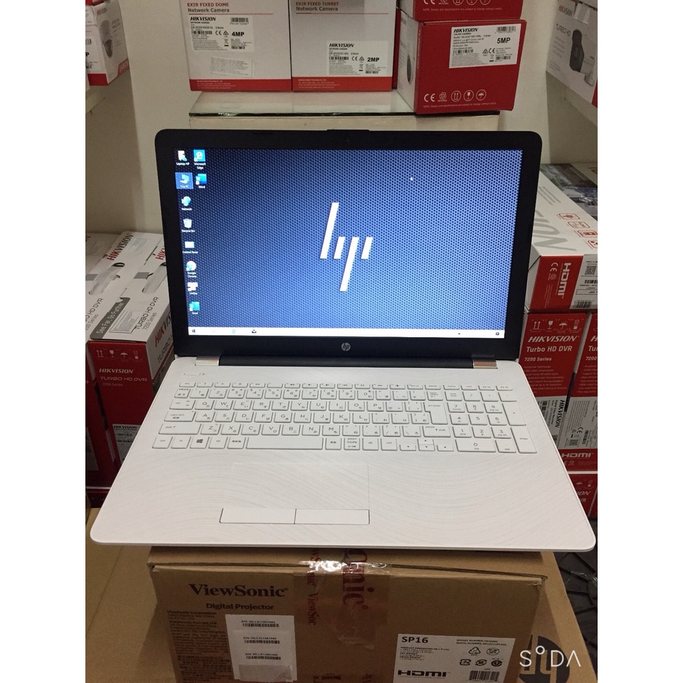 Máy tính xách tay HP 15- Bộ xử lý AMD E2-9000e / Bộ nhớ Ram 4GB / Ổ cứng SSD 128G