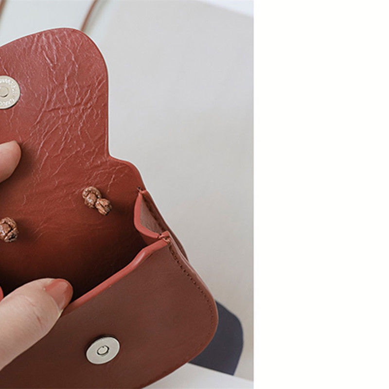 Túi đeo chéo mini IELGY màu đỏ dễ thương cho nữ