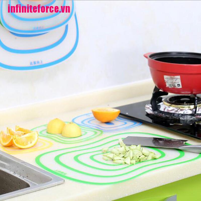 Thớt mỏng để cắt thịt / rau củ quả linh hoạt tiện dụng cho nhà bếp