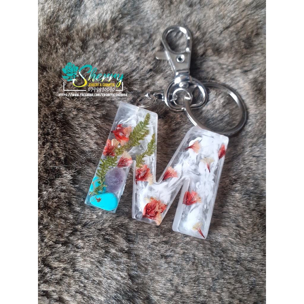 MÓC KHOÁ CHỮ RESIN THEO YÊU CẦU