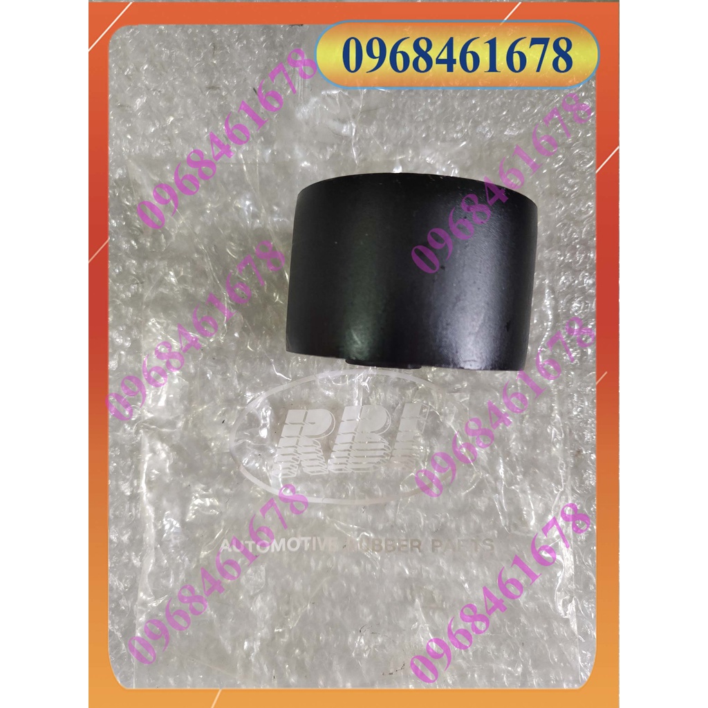 Cao su chân đầu máy Mazda 323 và Laser đời 2001-2006-hàng thái lan xịn