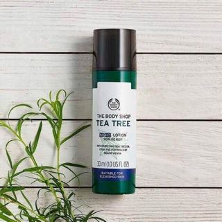 Sữa dưỡng ban đêm dành cho da mụn The Body Shop Tea Tree Night Lotion 30ml