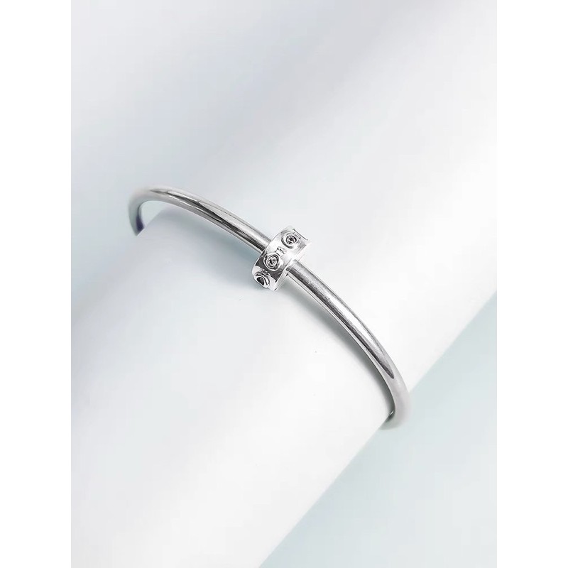 Charm pan khoá chặn vương miện in nổi bạc s925 cao cấp