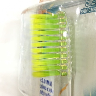 Bàn Chải Đánh Răng Colgate Slimsoft Advanced (1 cây)