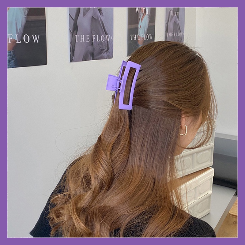 Kẹp Tóc Kim Loại Hình Cá Mập / Hoa Màu Tím / Xanh Dương Độc Đáo Thời Trang Cho Nữ