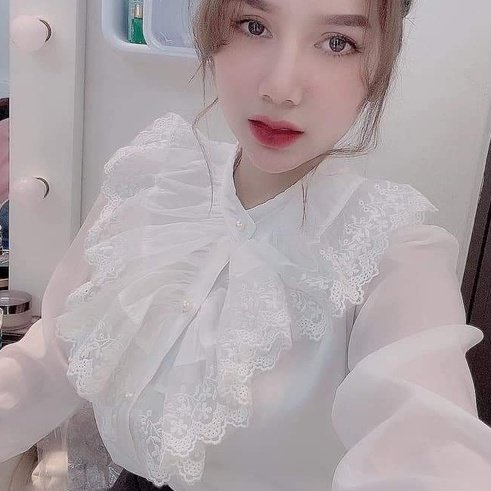 Áo sơ mi nữ tay phồng kiểu tiểu thư bánh bèo tay dài from rộng cổ trụ phối ren màu trắng kem áo sơ mi nữ công sở đi học