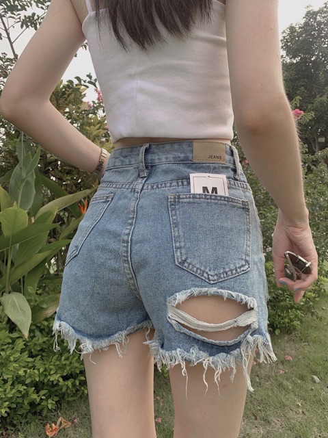 Quần Shorts Jean Rách Mông Hot Hit