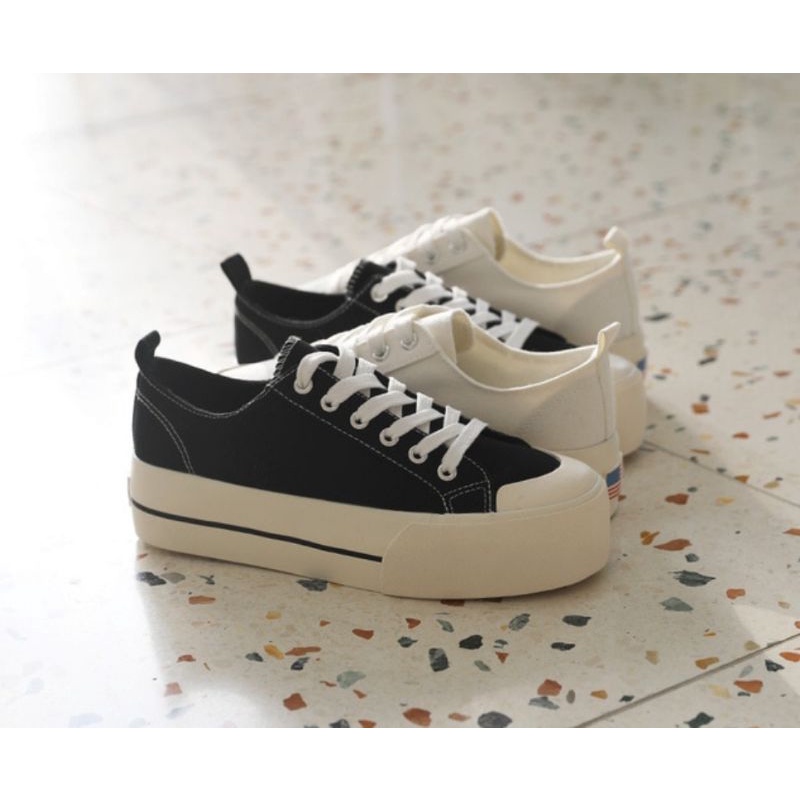 Domba All Round Lift Đen