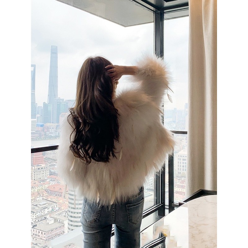 Áo Lông Đính Dải Lông Vũ