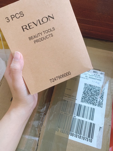 Cây lăn hút dầu Revlon - đủ bill | BigBuy360 - bigbuy360.vn