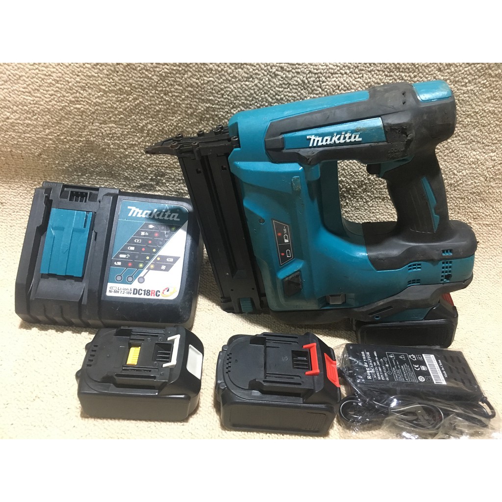 Máy bắn đinh F makita 18v ( dòng máy đời mới ) hàng mỹ 0919593626