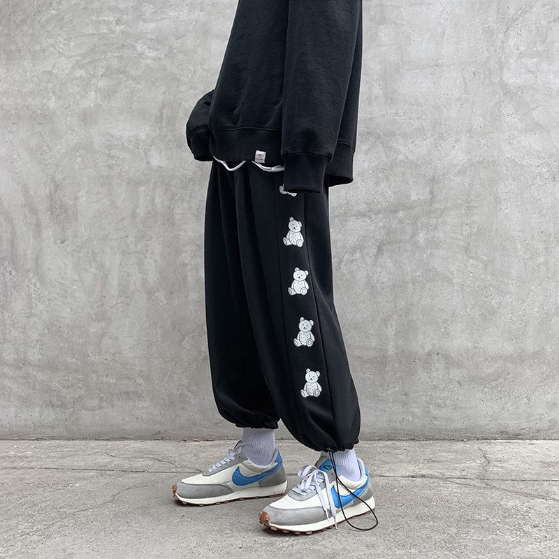 QUẦN DÀI IN HÌNH GẤU HAI BÊN UNISEX MR SMILE 99 SHOP