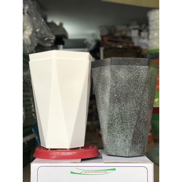 Chậu nhựa lục giác dáng cao size 32cm cao 40cm kèm dĩa