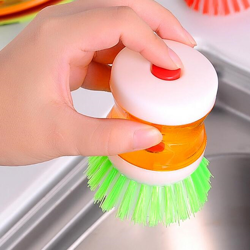 Cọ rửa vệ sinh có ngăn đựng dung dịch dạng nhấn đa năng tiện lợi dành cho nhà bếp