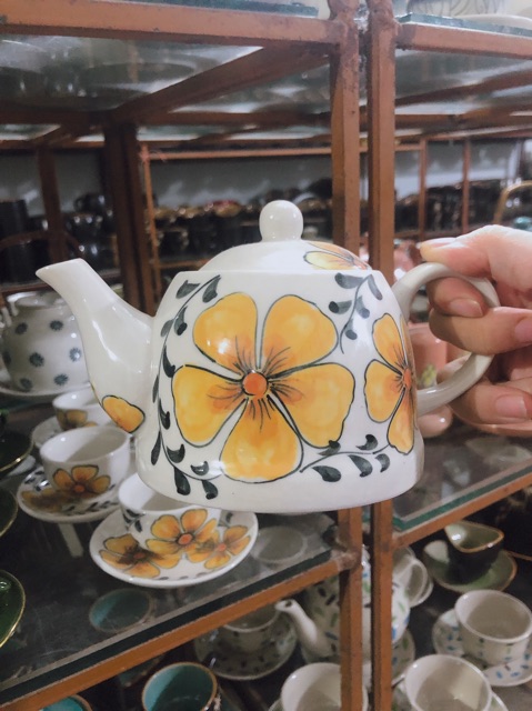 Bộ ấm chén vẽ hoa vàng hàng Bát Tràng xuất khẩu-Bộ trà đẹp