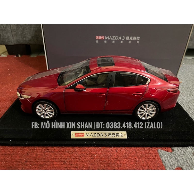 MÔ HÌNH XE MAZDA 3 2020  KIM LOẠI