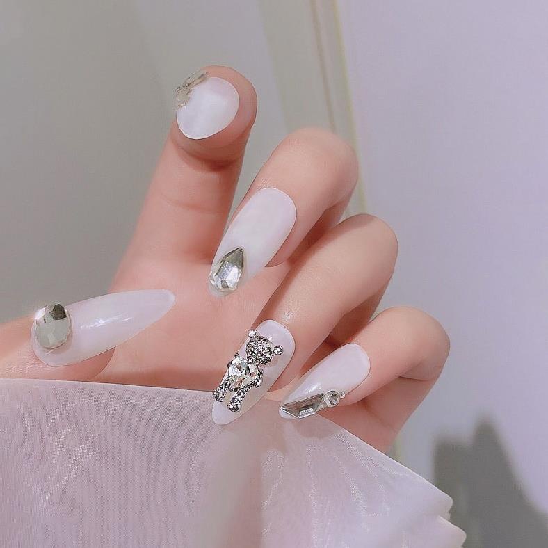 Charm gấu nail, charm bướm nail quốc dân phong cách hàn quốc