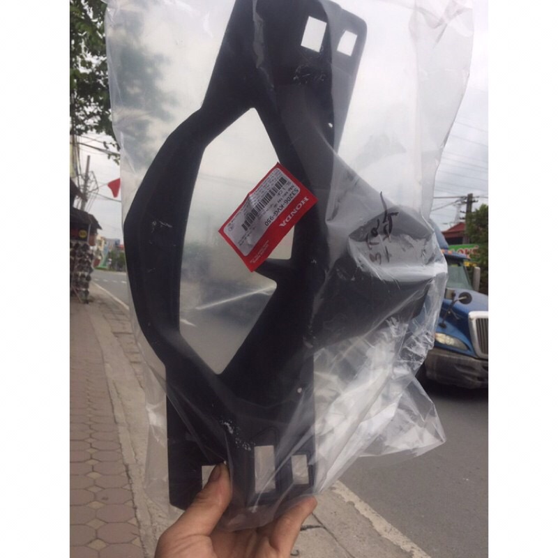 Ốp sau tay lái AIR BLADE 110 2007-2010 chính hãng , Bợ cổ ab 110