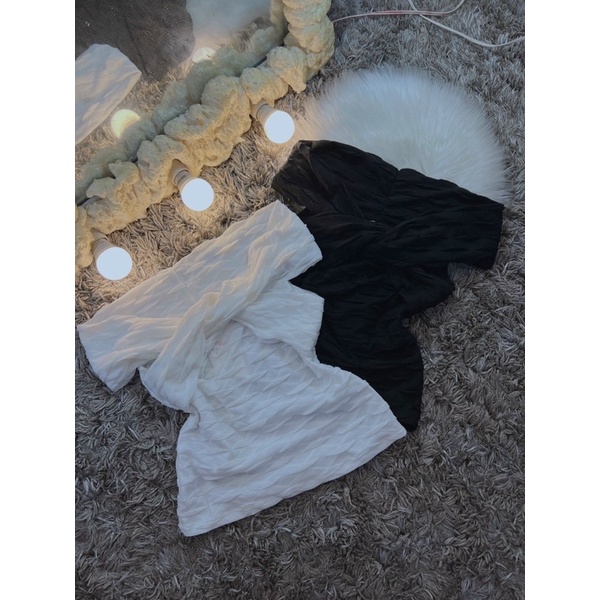 Áo Kiểu Tơ Rũ Nhún Bẹt Vai