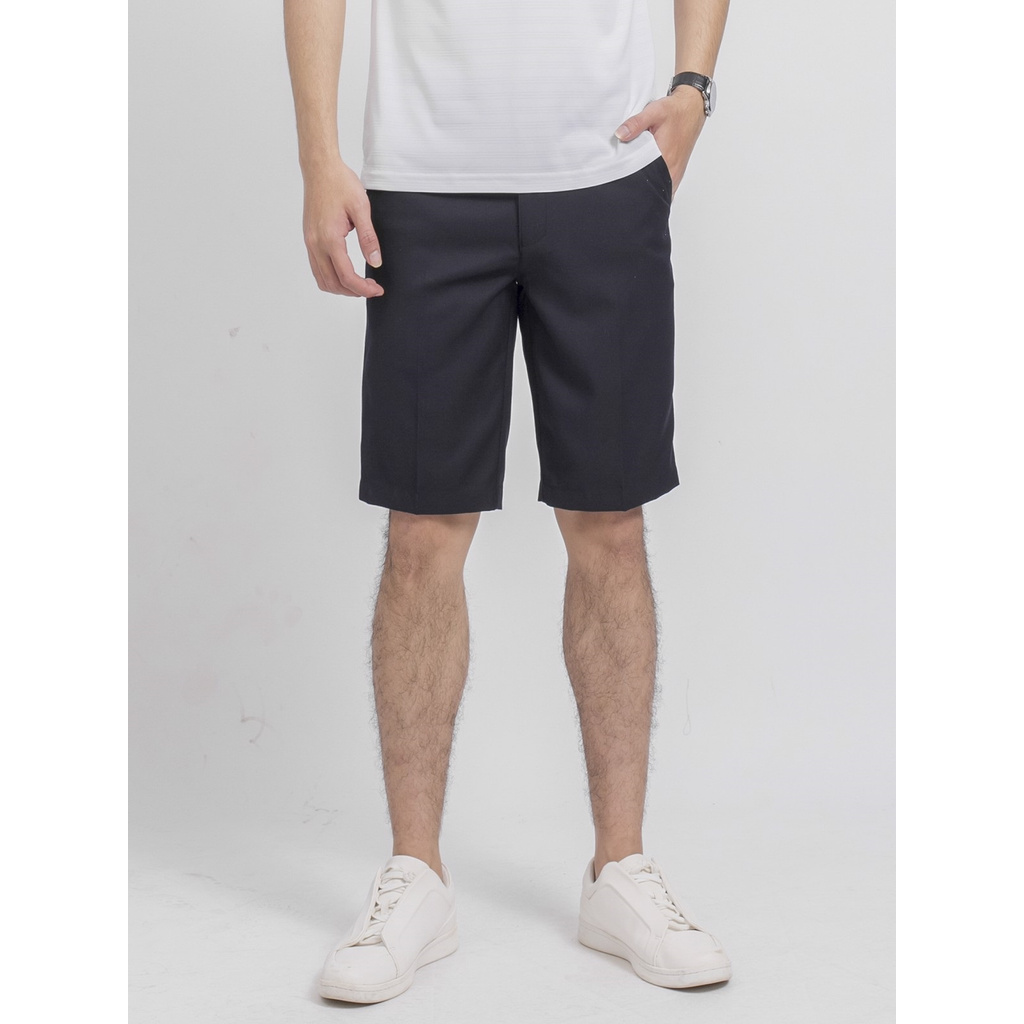Quần Short Nam Aristino ASO035S9 Quần Short Âu Màu Đen Dáng Regular Fit