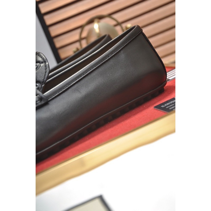 Giày lười da nam logo dập nổi họa tiết đế đinh mũi bo tròn gucci GC gG