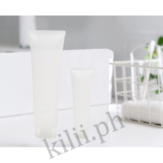 Bình Nhựa PE Trong Suốt Đựng Nước Tiện Dụng