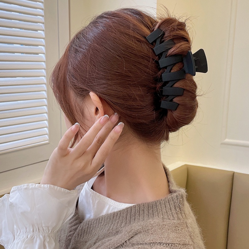 Set 3-6 Kẹp Tóc Hình Cá Mập Bằng Nhựa acrylic Mềm Mại Phong Cách Hàn Quốc Và Nhật Bản Cho Nữ