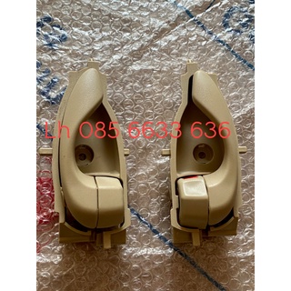 Tay cửa trong vios 13 - 19 , giá bán / 1 cái