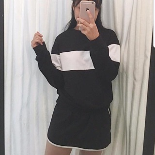 Áo Sweater đen phối trắng