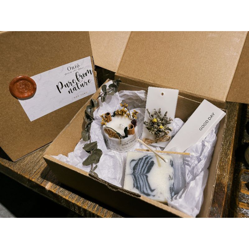 Set hộp quà tặng ý nghĩa - set hộp quà tặng Oniõ gửi đến gia đình, người thân, đồng nghiệp... Set hộp kèm thiệp | BigBuy360 - bigbuy360.vn