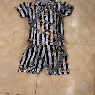 Bộ lanh lụa sang chảnh