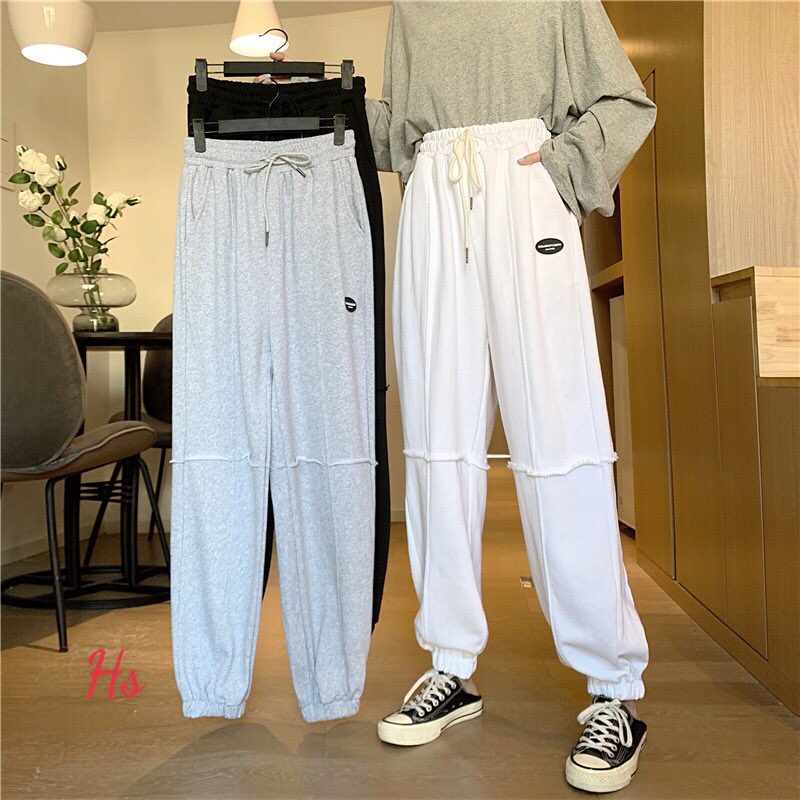 Quần Jogger Nỉ Nam Nữ 3 Màu Viền Nổi Trơn Unisex So Hot ⚡ Quần Thun Dáng Dài Ống Bo Chân Chun Thêu Logo