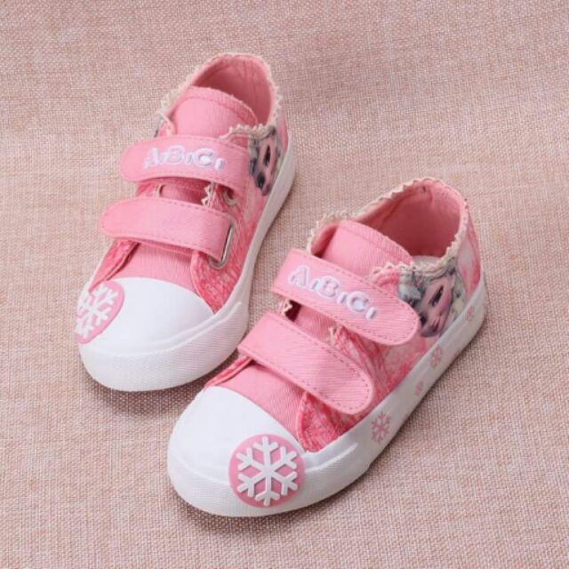 Giày Elsa cho bé 8,9 tuổi