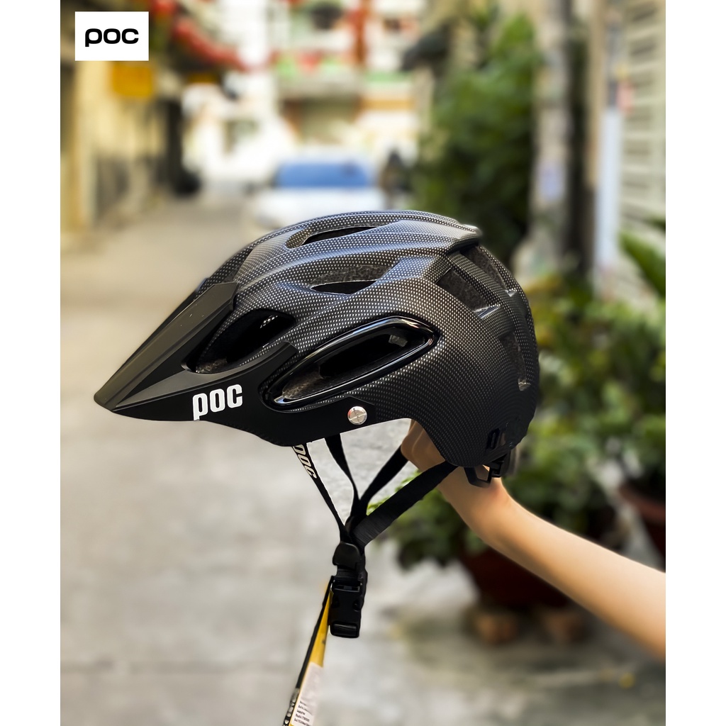 NÓN THỂ THAO XE ĐẠP, XE MÁY POC 07 MÀU XÁM CACBON MINI KÈM TÚI VÀ HỘP