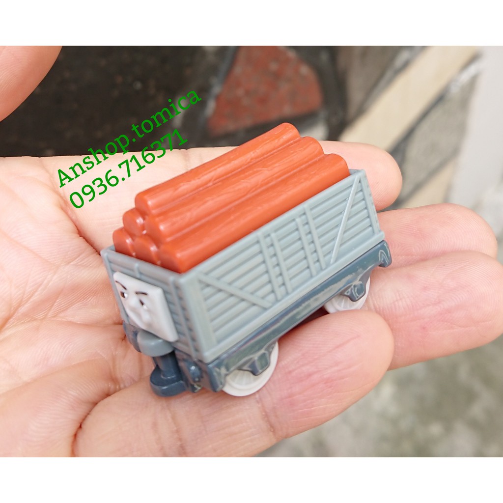 Mô hình tàu lửa thomas 3 toa tomica Nhật bản (long car)