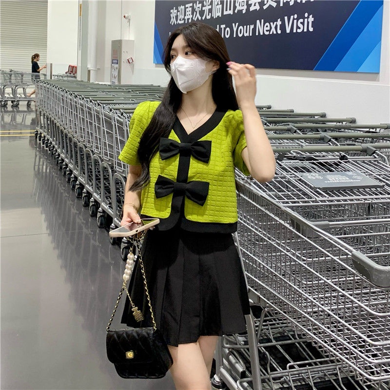Áo Nữ Tay Ngắn Cổ Chữ V Thời Trang Quyến Rũ  tao bao