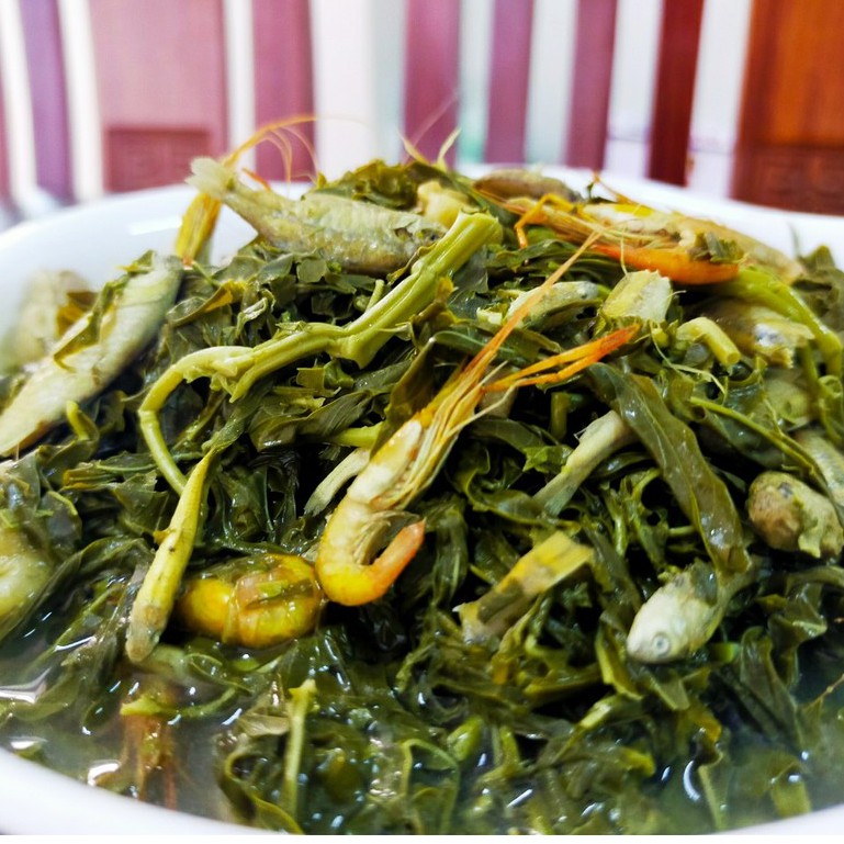 Rau Sắn Muối Chua (1,5kg) Bách Hóa Qfoods - Đặc Sản Phú Thọ - Rau sắn Bà Quy | BigBuy360 - bigbuy360.vn