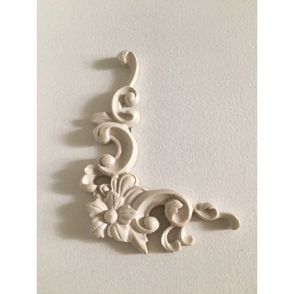 Bông phù điêu gốc trang trí