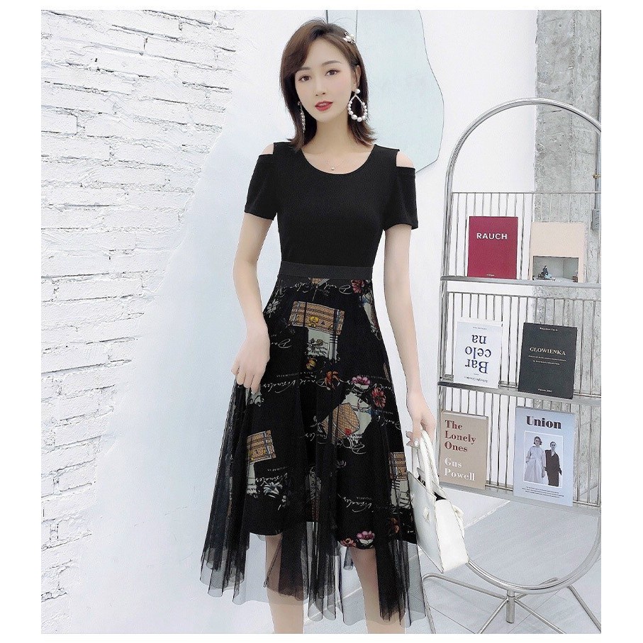 HÀNG QC - ĐẦM XÒE KHOÉT VAI CHÂN VÁY LỤA PHỐI REN