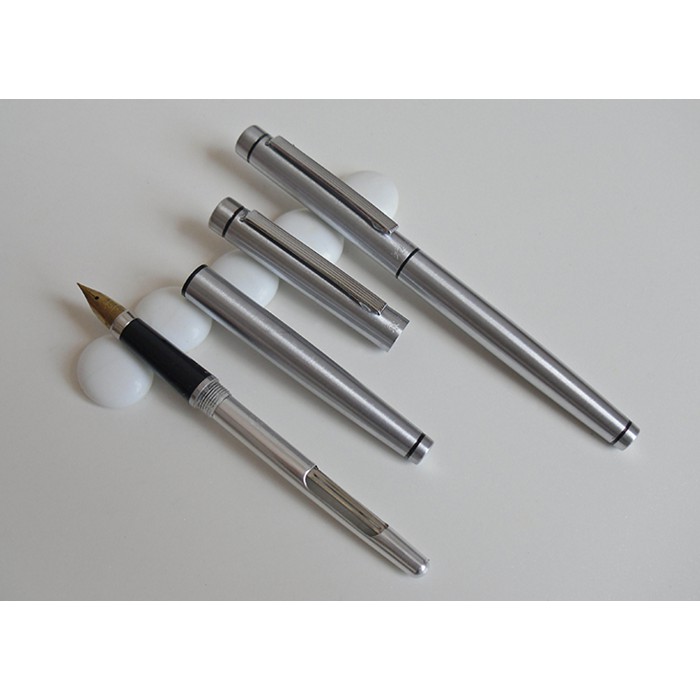 BÚT / VIẾT MÁY WING SUNG 322  - TẶNG KÈM 1 LỌ MỰC