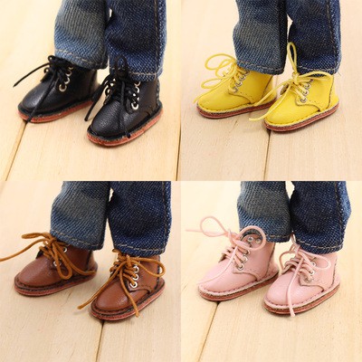 shoes suitable for blythe doll ,boot shoes differents colors