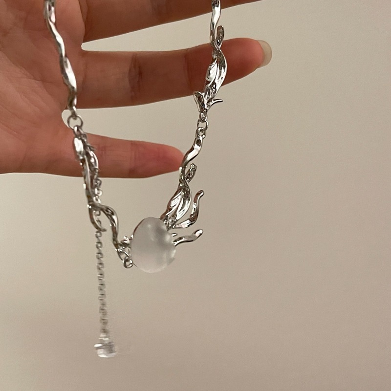 Vòng cổ Hình Sứa Thời Trang Hàn Quốc Cá Tính Cho Nữ