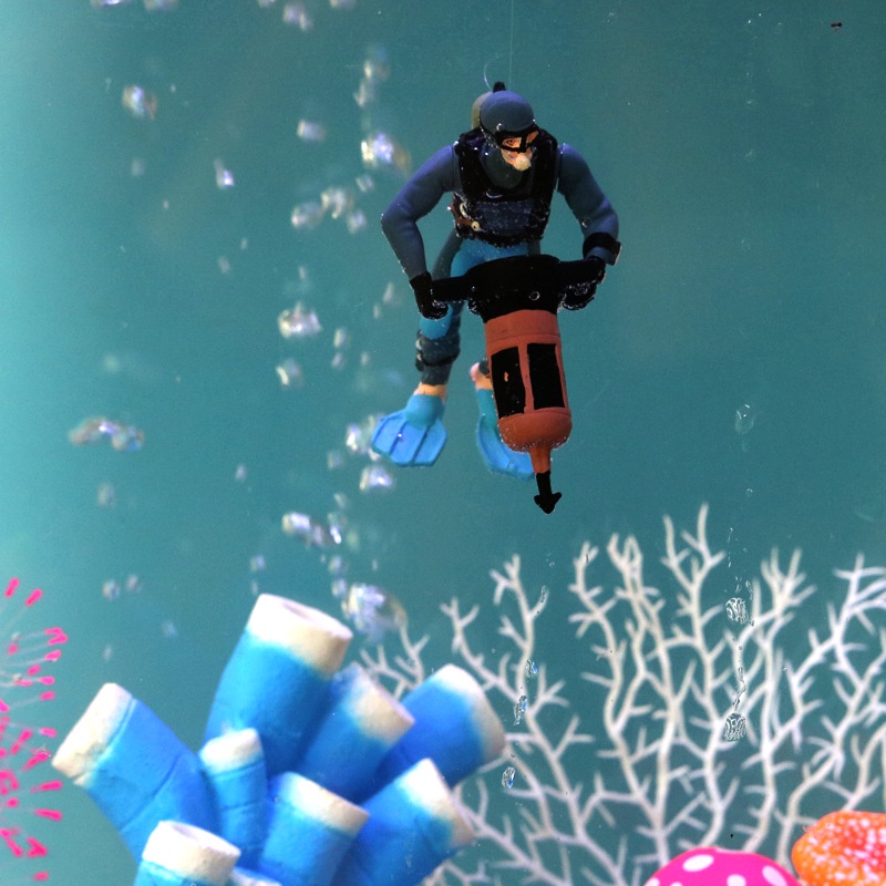 Hòn Non Bộ Nhân Tạo Nổi Trên Mặt Nước Dùng Trang Trí Bể Cá