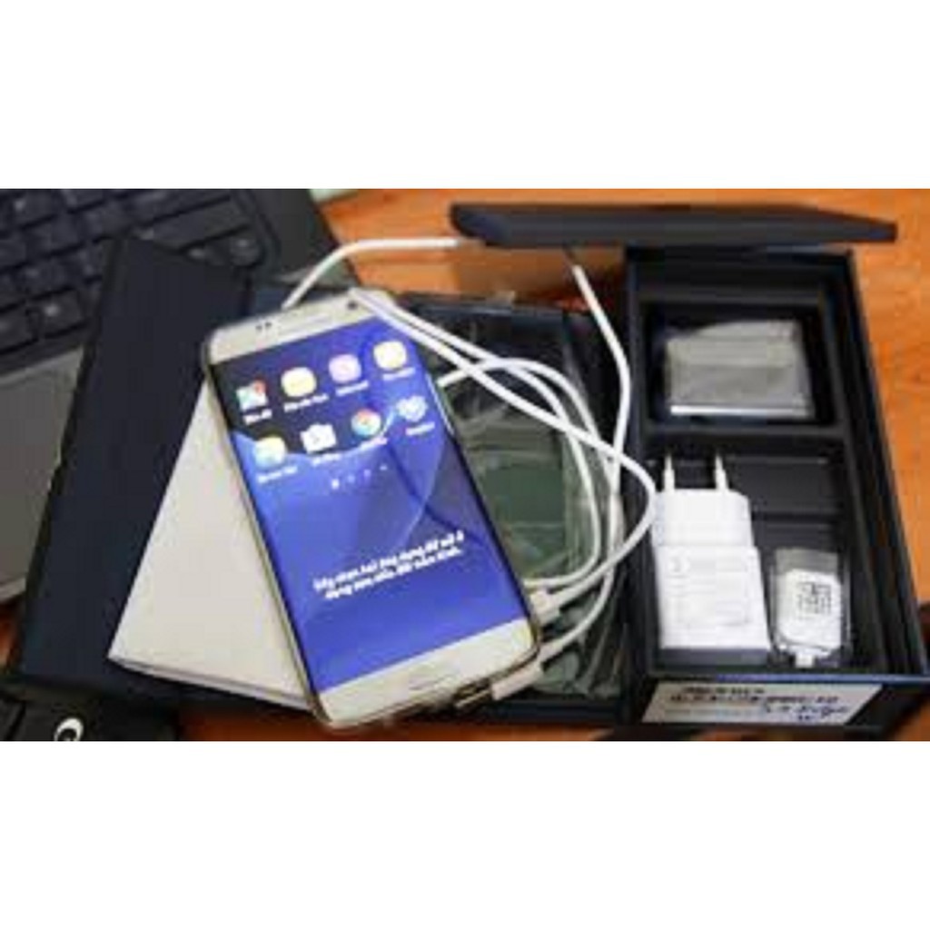 điện thoại SAMSUNG GALAXY S7 EDGE ram 4G-32G còn mới zin, chiến PUBG/Free Fire ngon lành