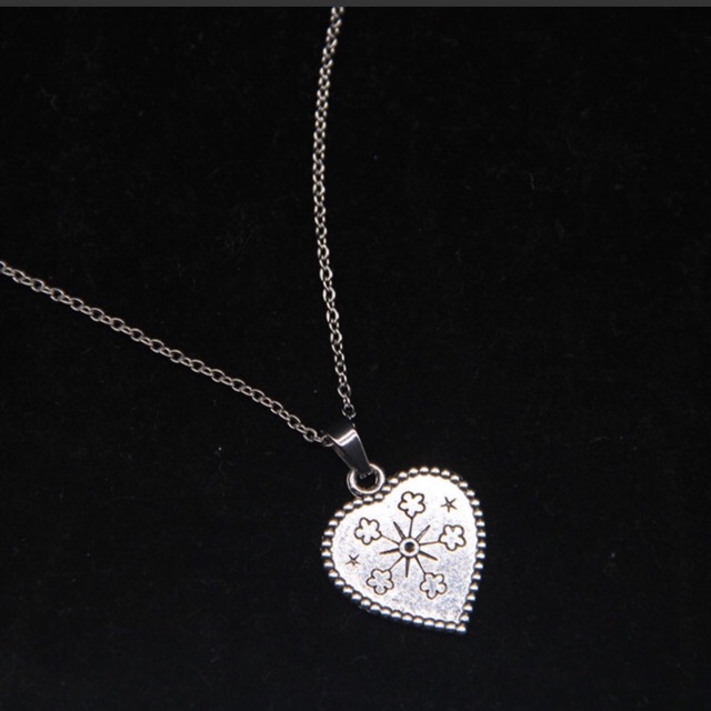 HEART II NECKLACE